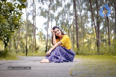 Actress Vani Bhojan Photoshoot - 10 of 16