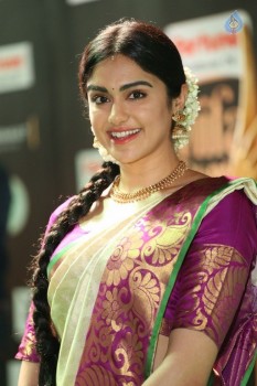 Adah Sharma at IIFA Utsavam - 17 of 40