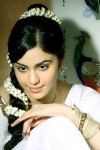 Adah Sharma Hot Stills - 18 of 38