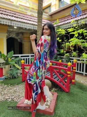 Adah Sharma Photos - 7 of 7