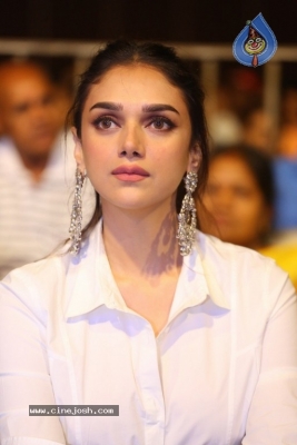 Aditi Rao Hydari at Sammohanam Audio Launch  - 10 of 29