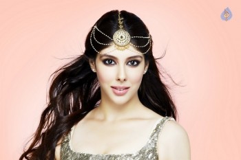 Aditi Singh New Pics - 2 of 6