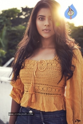 Aishwarya Rajesh Latest Photoshoot - 7 of 10