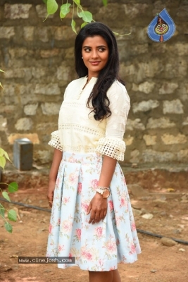 Aishwarya Rajesh Photos - 16 of 21