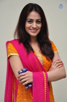 Aksha Photos - 18 of 34