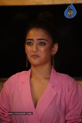 Akshara Haasan Gallery - 8 of 18