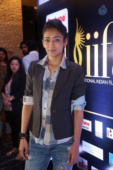 Akshara Haasan Photos - 14 of 30