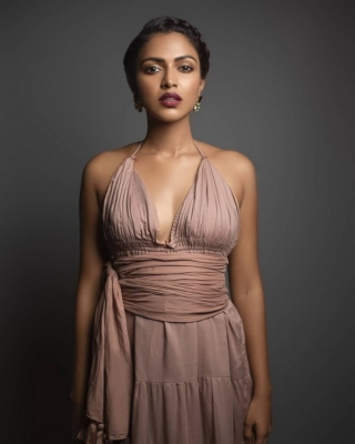 Amala Paul Photos - 10 of 15