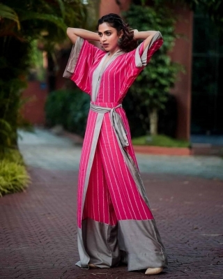 Amala Paul Photos - 15 of 15