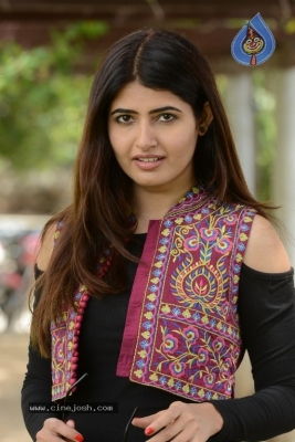 Amisha Narwal Images - 3 of 16