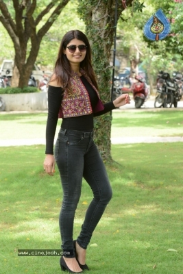 Amisha Narwal Images - 4 of 16