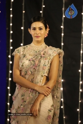 Amyra Dastur Photos - 19 of 42