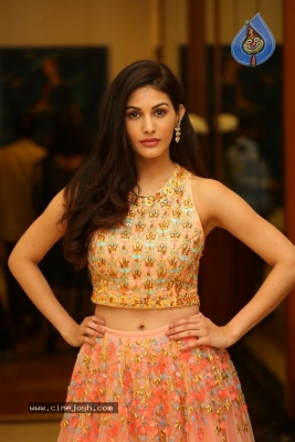 Amyra Dastur Photos - 3 of 38