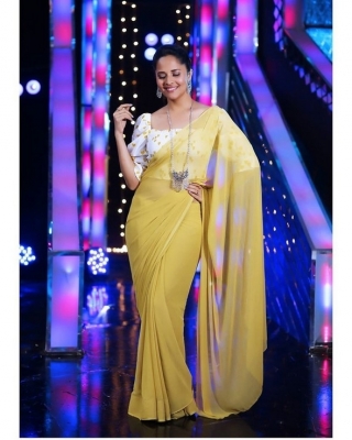 Anasuya Bharadwaj Latest Pics - 11 of 17