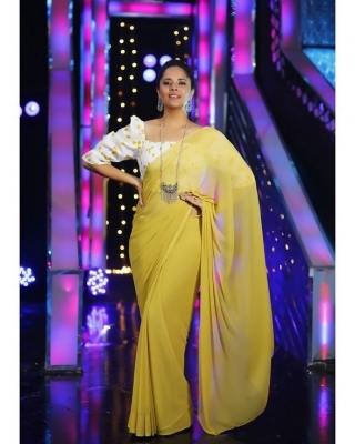 Anasuya Bharadwaj Latest Pics - 15 of 17