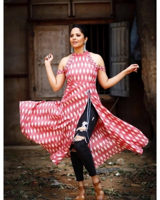 Anasuya Bharadwaj Photos - 5 of 5