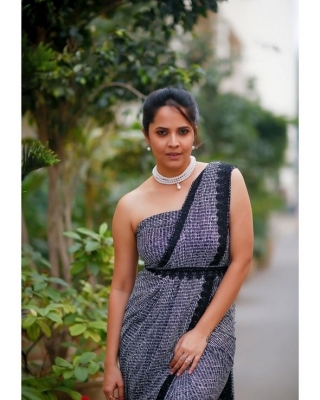 Anasuya Bharadwaj Photos - 4 of 12