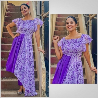 Anasuya Bharadwaj Photos - 10 of 12