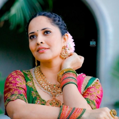 Anasuya Bharadwaj Pics - 8 of 14