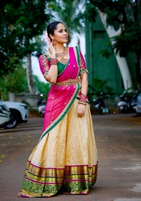 Anasuya Bharadwaj Pics - 9 of 14