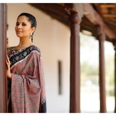 Anasuya New Photos - 2 of 5