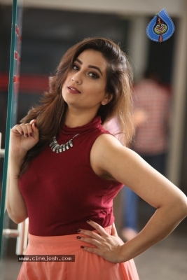 Anchor Manjusha Latest Images - 18 of 21