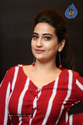 Anchor Manjusha Photos - 8 of 21