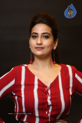 Anchor Manjusha Photos - 20 of 21