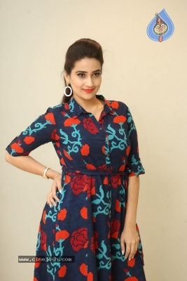 Anchor Manjusha Pics - 5 of 32