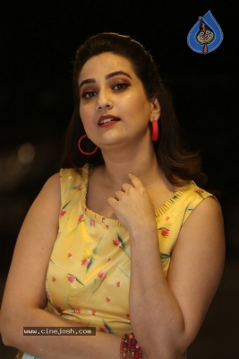 Anchor Manjusha Stills - 14 of 17