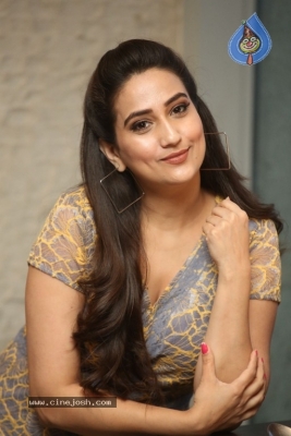 Anchor Manjusha Stills - 21 of 21