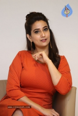 Anchor Manjusha Stills - 10 of 21