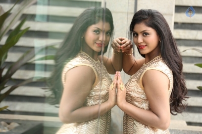 Anjali Sister Aradhya New Photos - 18 of 42