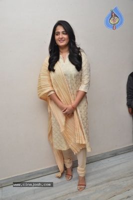 Anushka Latest Stills - 3 of 14