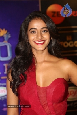 Apoorva At Zee Apsara Awards - 4 of 9