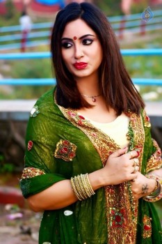 Arshi Khan New Photos - 3 of 21