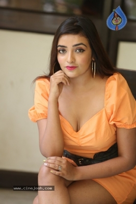 Ashi Roy Stills - 15 of 21