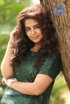 Avika Gor Interview Photos - 8 of 21