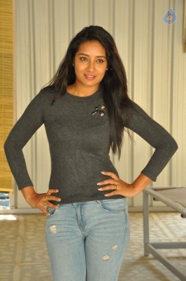 Bhanu Tripathri New Photos - 12 of 20