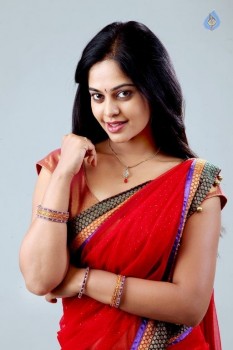 Bindu Madhavi Photos - 5 of 6