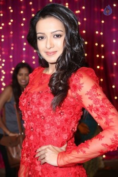 Catherine Tresa at Zee Telugu Apsara Awards - 19 of 21