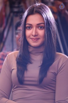 Catherine Tresa New Photos - 4 of 42