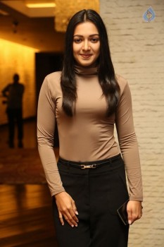 Catherine Tresa New Photos - 10 of 42