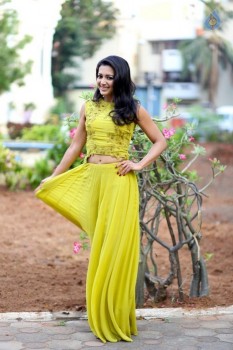 Catherine Tresa Photo Shoot - 9 of 23