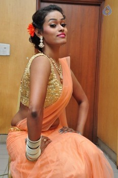 Dancer Nisha Pics - 15 of 18