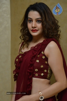 Deeksha Panth Images - 6 of 21