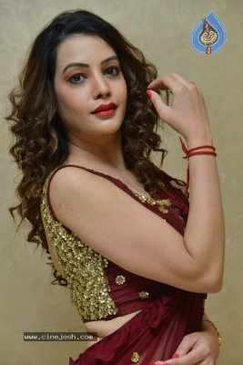 Deeksha Panth Images - 13 of 21