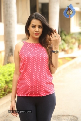 Deeksha Panth New Stills - 2 of 6