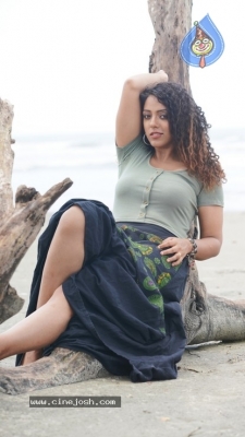 Deviyani Sharma PhotoShoot Set 01 - 14 of 32