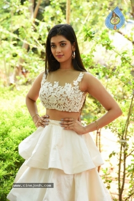 Digangana Suryavanshi Photos - 7 of 21